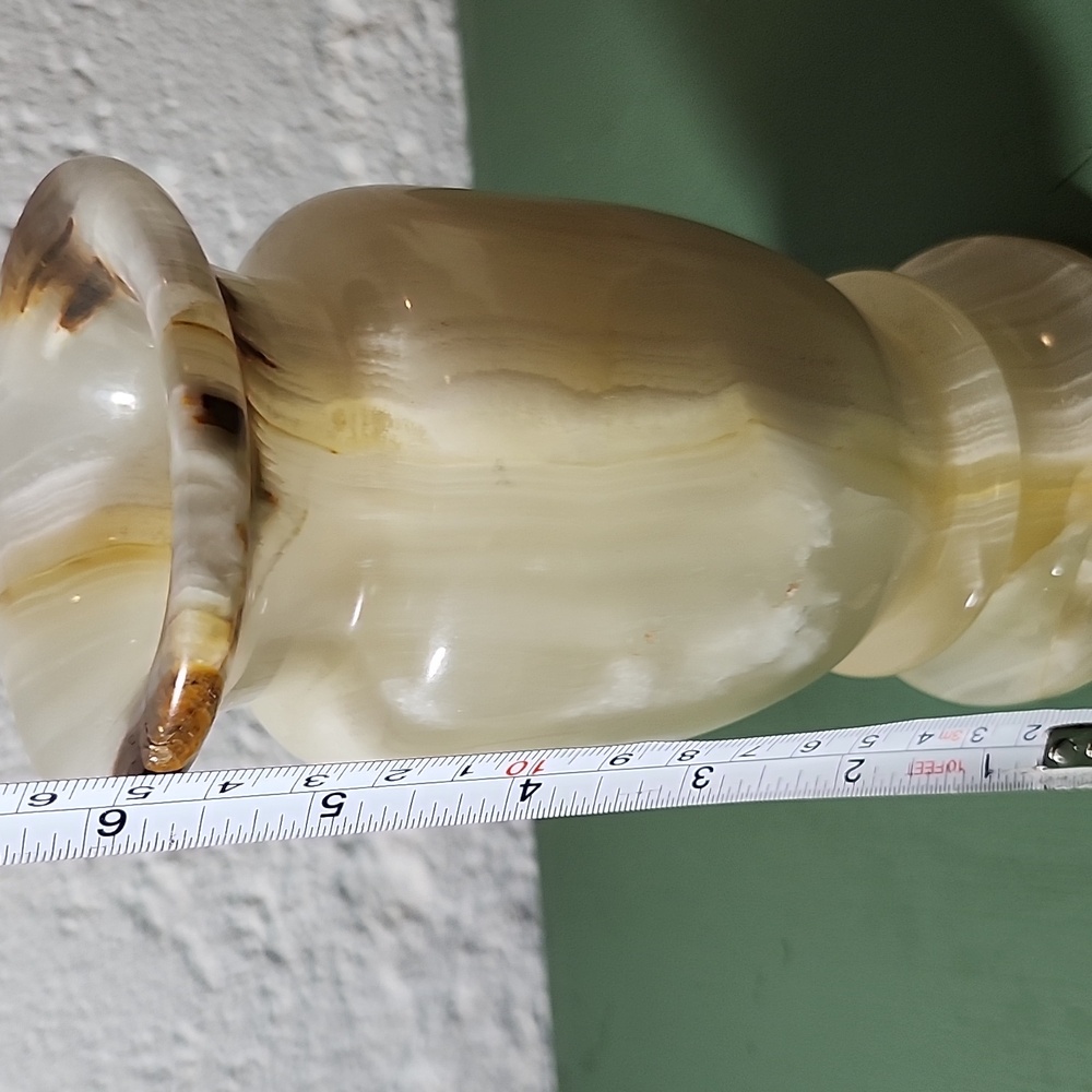Vintage ONYX Marble Vase - Picture 6 of 6